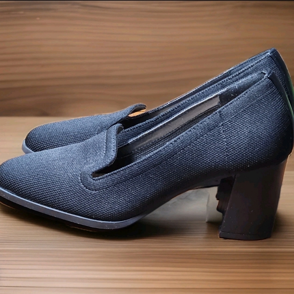 Adrienne Vittadini “Brittiny” Black Knit Block Heel Pumps – Size 8M - Picture 5 of 12